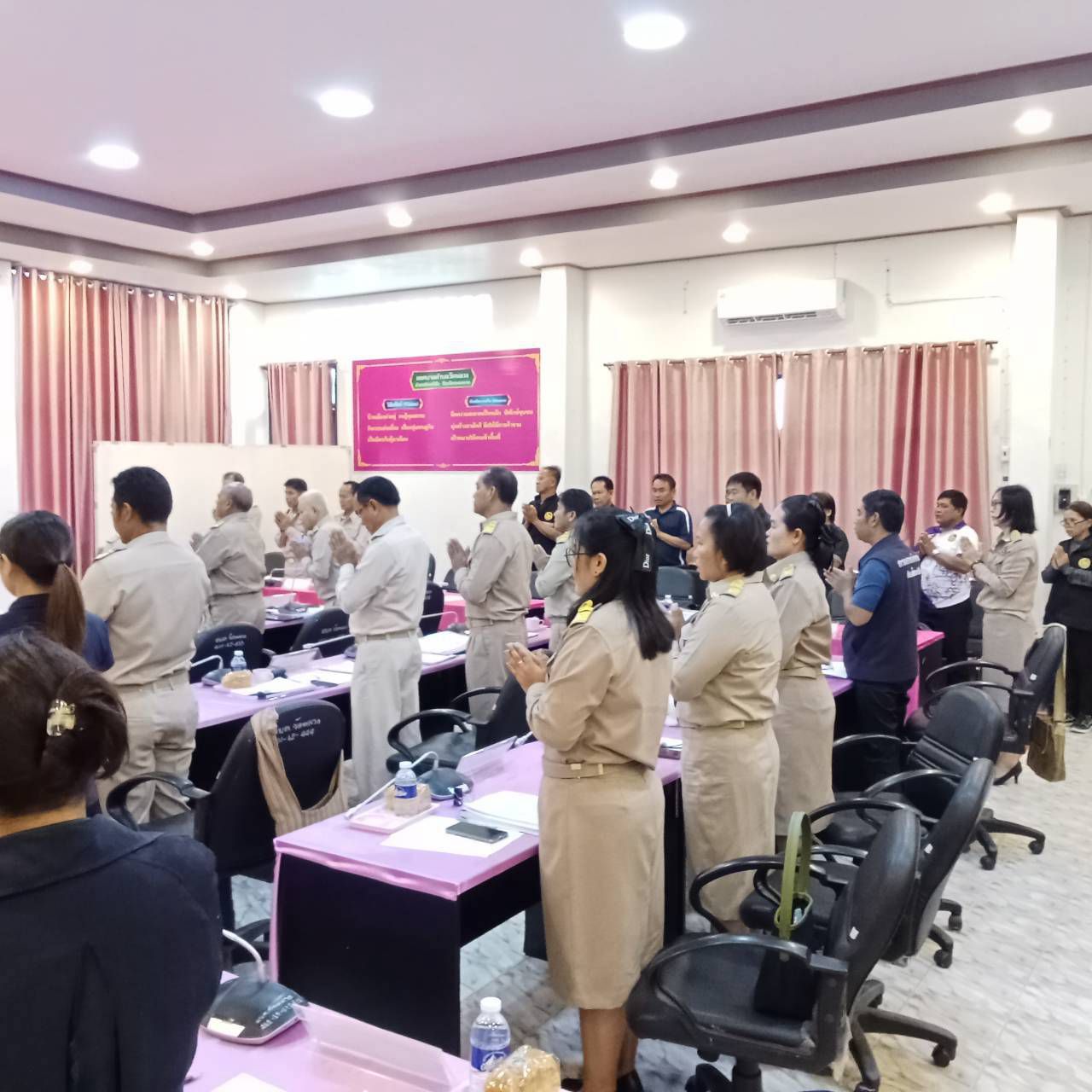 ประชุมสภาเทศบาลตำบลวัดหลวง สมัยสามัญที่ 2 ครั้งที่ 1/2569 วันที่ 5 สิงหาคม 2569 เวลา 09.30 น.